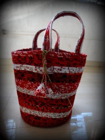 Tote:  X SMALL Basket Purse with Tassel
